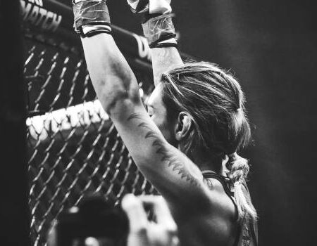 Liz Carmouche vs DeAnna Bennett 2 Odds, Time, and Prediction